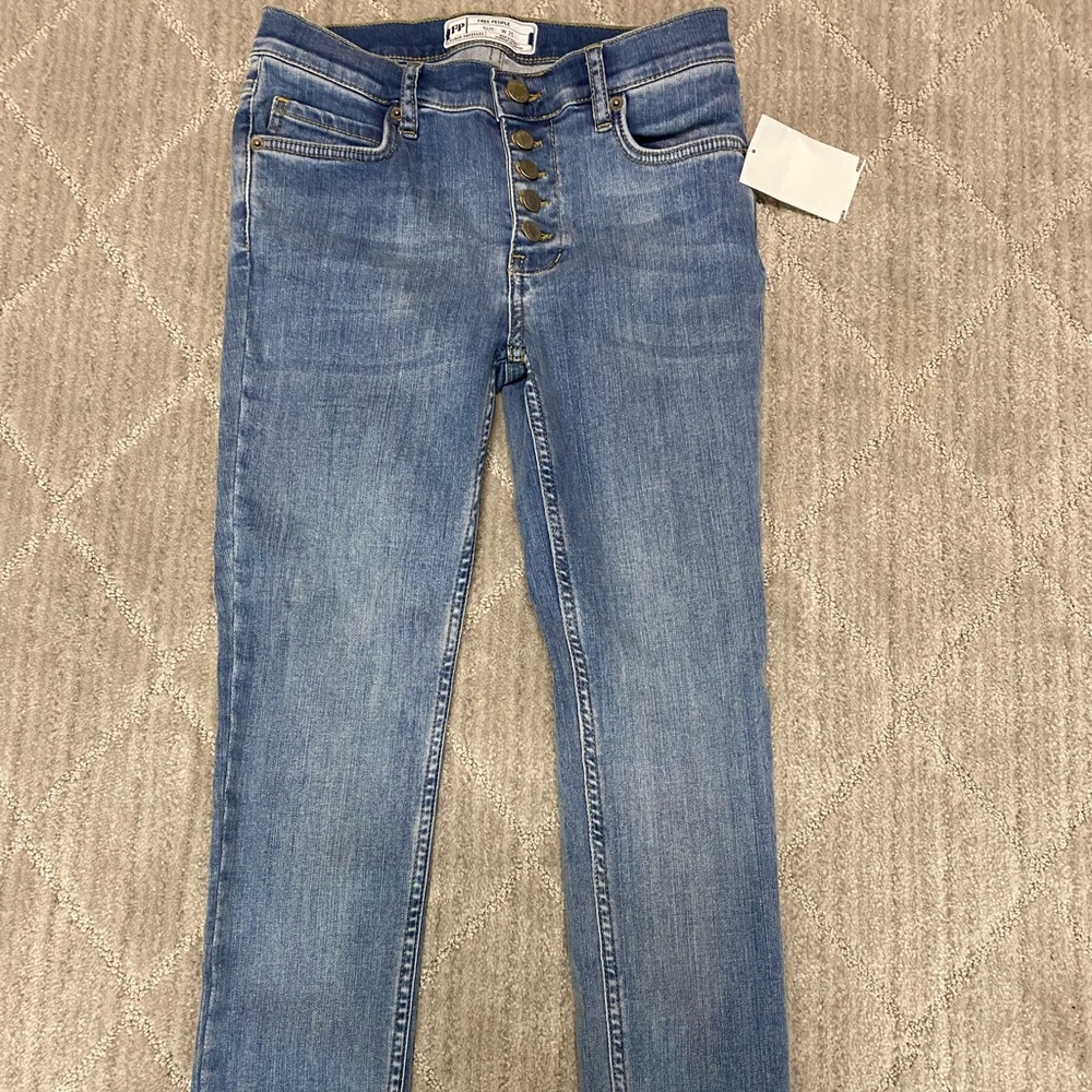 Free people skinny jeans with 5 buttons